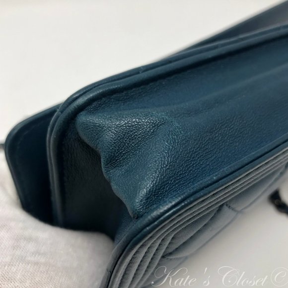 CHANEL Lambskin Boy Flap Wallet in Chain - Picture 13 of 14